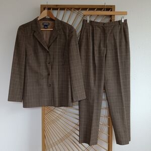 Vintage Land's End Wool Suit / Size 10